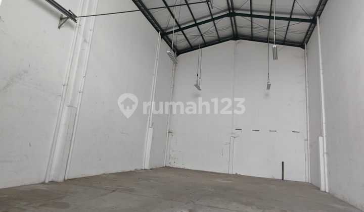 Gudsng Daan Mogot Size 9x20 Fits 40 Feet Container West Jakarta