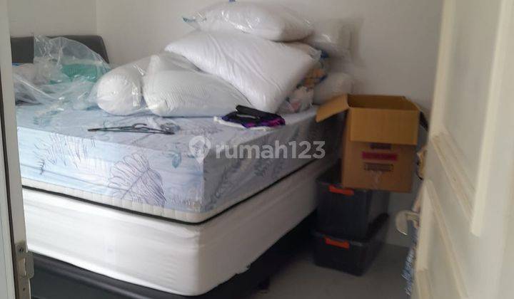 Rumah green Lake City west Europe UK 8x15 semi furnished  2