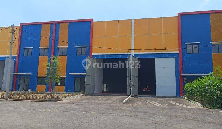 Gudang industrial kota tangerang UK 12x45 2 lantai Ada office kontener 40 feet  1