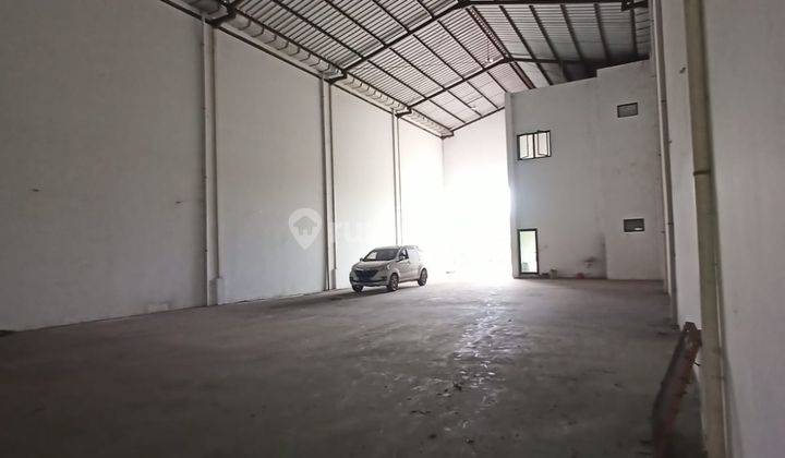 Gudang industrial kota tangerang UK 12x45 2 lantai Ada office kontener 40 feet  2