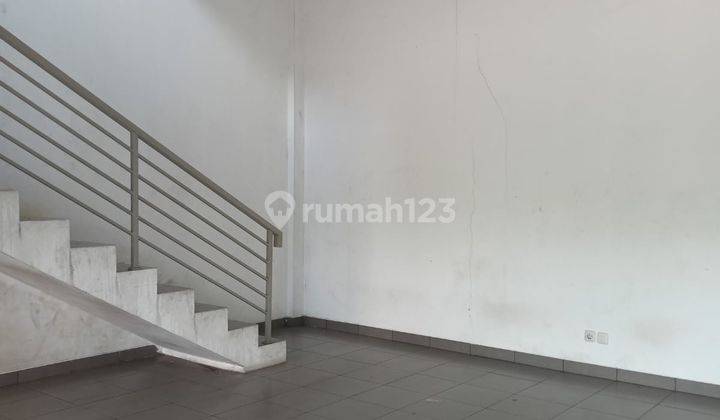 Gudang industrial kota tangerang UK 12x45 2 lantai Ada office kontener 40 feet  5