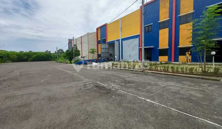 Gudang industrial kota tangerang UK 12x45 2 lantai Ada office kontener 40 feet  15