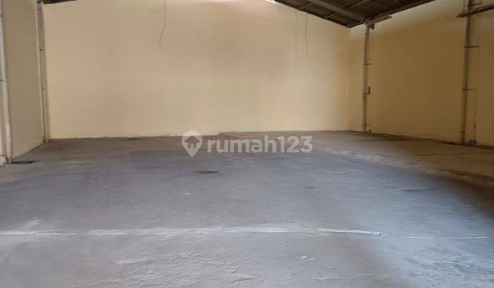 Gudang di bandara mas 15x30m2 ada office bs masuk kontener  1