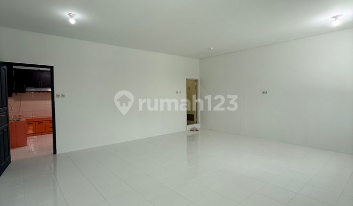 Rumah Cantik 2 Lantai Cengkareng Indah Lt 6X15m2 Jakarta Barat