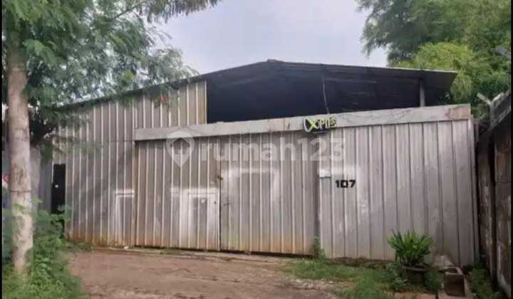 Warehouse For Rent in Bintaro With Mess Room and Office 200m2 Tangerang