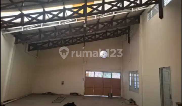 Good Warehouse 335M2 West Jakarta