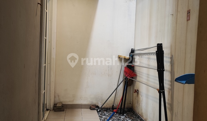 Rumah Cantik Cluster West Europe Uk 6X15 Furnished 2 Lantai Full Uk 6,X15 Green Lake City 2