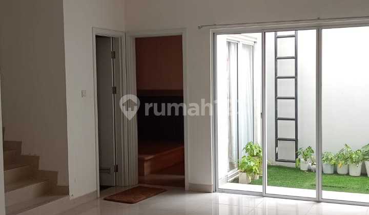 Rumah Shm Riviera Puri 8x15m2 Jakarta Barat Rumah Shm Riviera Puri 8x15m2 Jakarta Barat