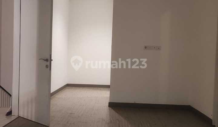 Riviera Puri Lt 8x15m2 Jakarta Barat 2