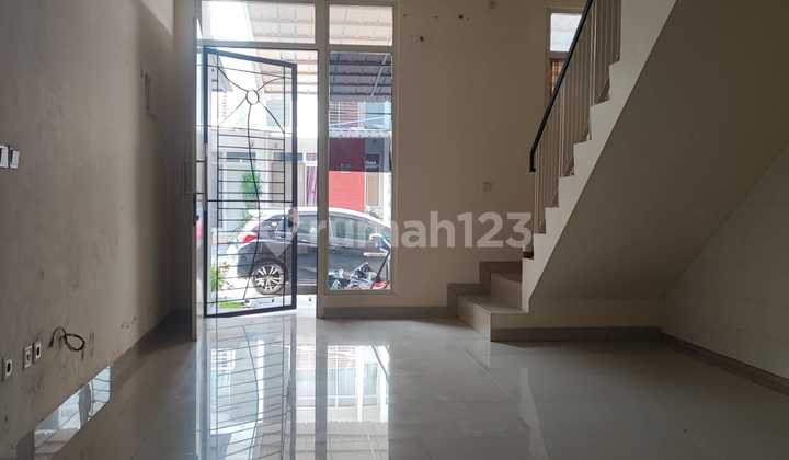 Rumah Green Lake City Lt 4x15m2 Jakarta Barat Rumah Green Lake City Lt 4x15m2 Jakarta Barat