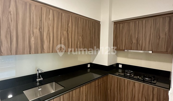 For Quick Sale 5 Units of Luxury Apartment Fifty Seven Promenade Furnished 2