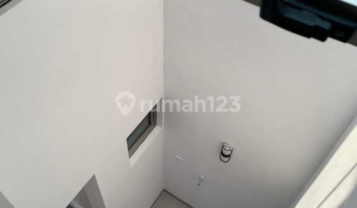 Dijual Cepatt .. Rumah Golf Island 3 Lantai , Siap Huni 2