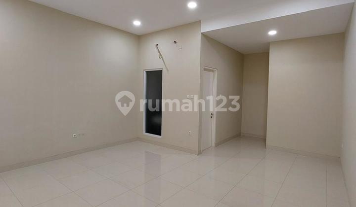 Turun Harga .. Disewakan Cepat Rumah Kano Pik1 , Rapi Siap Huni 2