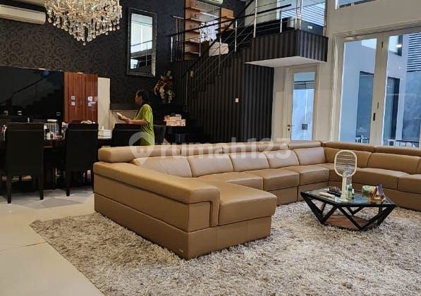 SUPER LANGKA .. TURUN HARGA .. DIJUAL CEPAT RUMAH MEWAH MINIMALIS KATAMARAN PERMAI PIK , ADA SWIMMING POOL MURAHH