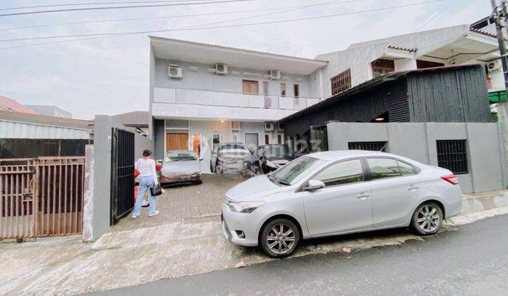 DIJUAL CEPAT .. RUMAH DI PETUKANGAN UTARA , BISA UNTUK USAHA , COCOK UNT CAFE , STUDIO , SMART OFFICE dll 1