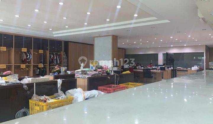 SANGAT LANGKA .. DIJUAL CEPAT GEDUNG OFFICE BONUS GUDANG , LIFT BARANG , PARKIR LUAS , BAGUS SIAP PAKAI 1