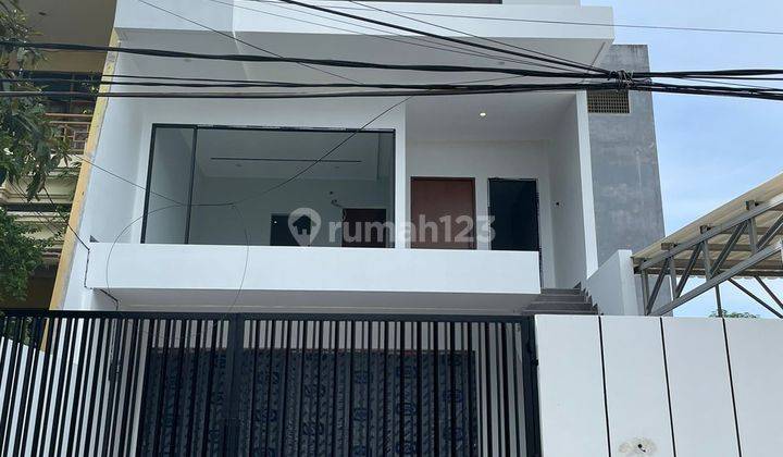 Jarang Ada .. Turun Harga Rumah Brand New Minimalis Pluit , Langsung Huni  1