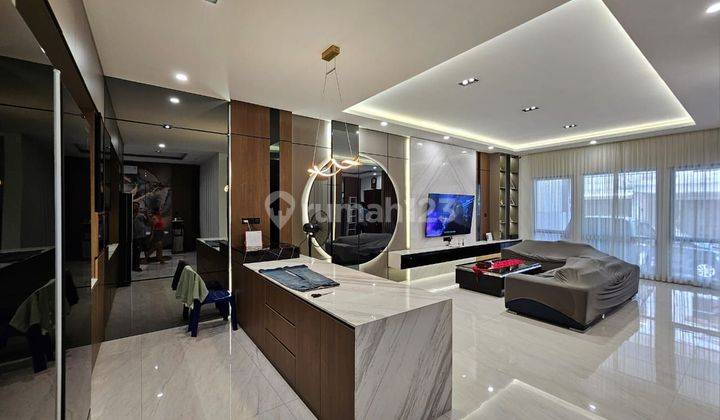 JARANG ADA .. RUMAH GARDEN HOUSE PIK , MEWAH , BANGUNAN KONTRAKTOR DR KAVLING , FULL INTERIOR 1