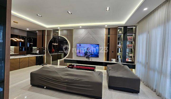 UNIT LANGKA .. DIJUAL CEPAT RUMAH GARDEN HOUSE BANGUNAN KONTRAKTOR , FULL FURNISH INTERIOR DESIGN , TINGGAL ANGKAT KOPER 1