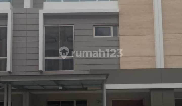 Dijual Cepatt .. Rumah Golf Island 3 Lantai , Siap Huni