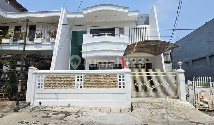 Turun Harga Disewakan Cepatt .. Rumah Pluit , Rapi Bersih Baru Renovasi Total