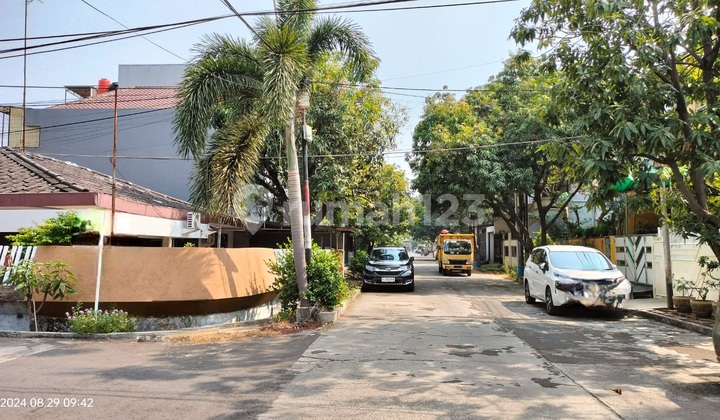 Dijual Murahh .. Rumah Tua Di Pluit Selatan , Huk Hadap Selatan Dan Timur Bagus , Row Jalan Lebar , Jual Hitung Tanah Saja 24.5 Juta Per Meter Nego Dijual Murahh .. Rumah Tua Di Pluit Selatan , Huk Hadap Selatan Dan Timur Bagus , Row Jalan Lebar , Jual Hitung Tanah Saja 24.5 Juta Per Meter Nego