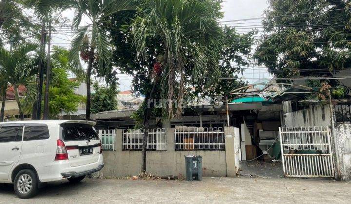 Dijual Murah Hitung Tanah Saja .. Rumah Tua Pluit , Bisa Gandeng Atau Satuan , 21 Juta Saja Per Meter , Row Jalan Lebar 2