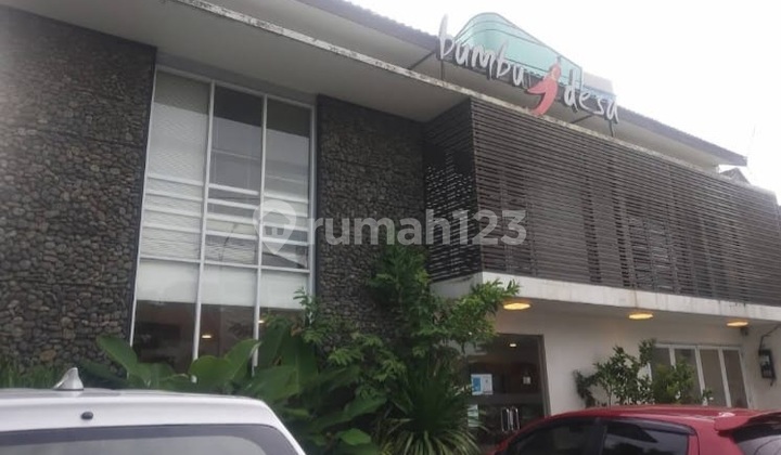 For Quick Sale .. Business House On Margonda Raya, Beside Main Road, Suitable For Beauty Clinic, Restaurant, Showroom, Office, Bank Etc. 2