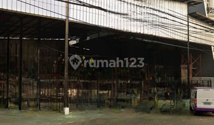 Disewakan Cepat .. Tempat Usaha di Pinggir Jalan Raya Utama Pluit , Cocok Utk Ropang , Car Wash , Ekspedisi Dll