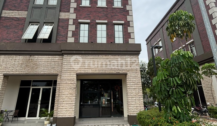 Disewakan Cepatt .. Ruko Huk Boston Pik 2, Cocok Untuk Cafe , Resto Dll Bagus Sdh Ada Design Interior