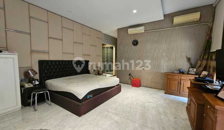 Dijual Cepat .. Rumah Mewah Minimalis Pluit , Full Marmer , Ada Lift , Furnished Premium Tinggal Angkat Koper