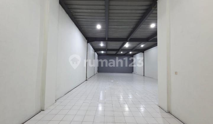 Jarang Ada .. Dijual Cepat Gudang Elang Laut , Gandeng 3 Sdh Renovasi 3 Lantai , Ada 2 Lift Barang , Siap Pakai