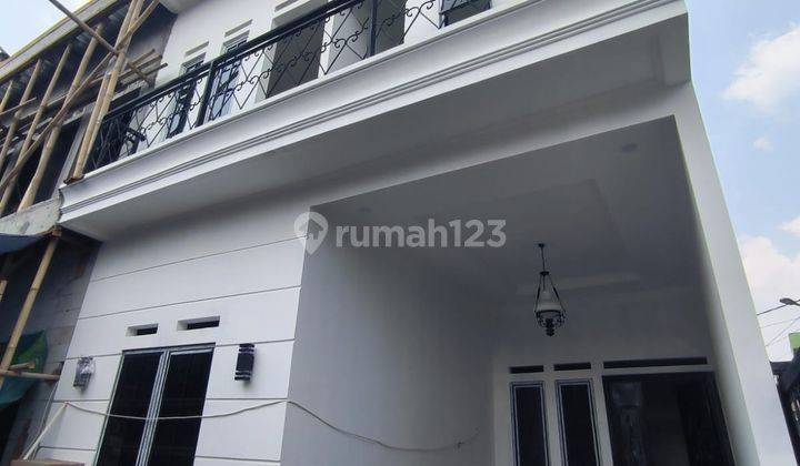 di Condet, Jakarta Timur Rumah 3 Lantai Siap Huni 1