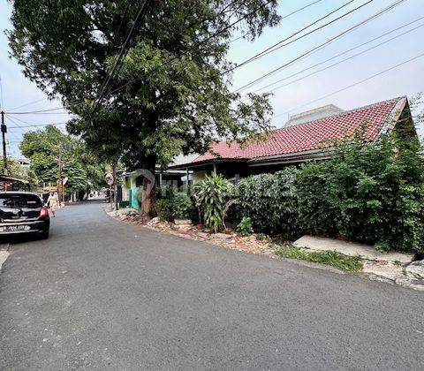 Rumah Hitung Tanah Dekat Ke Simprug 1