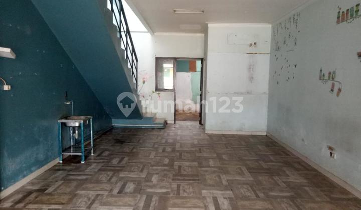 For Sale: 2-Story Shop House in the Graha Raya Bintaro Area 2