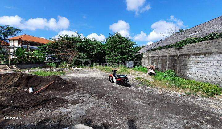 Good land, Kerobokan villa environment 2