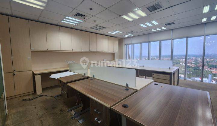 Disewakan Ruang Kantor Semi Furnished di Tb Simatupang 2