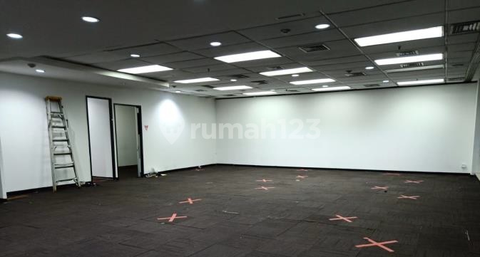 Office Space for Rent starting from 40m2 - 489m2 in Wisma Mampang. Office Space for Rent starting from 40m2 - 489m2 in Wisma Mampang.