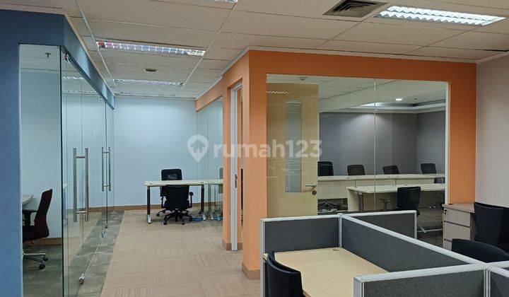 Disewakan Ruang Kantor Dengan Furniture di Perkantoran Scbd 2