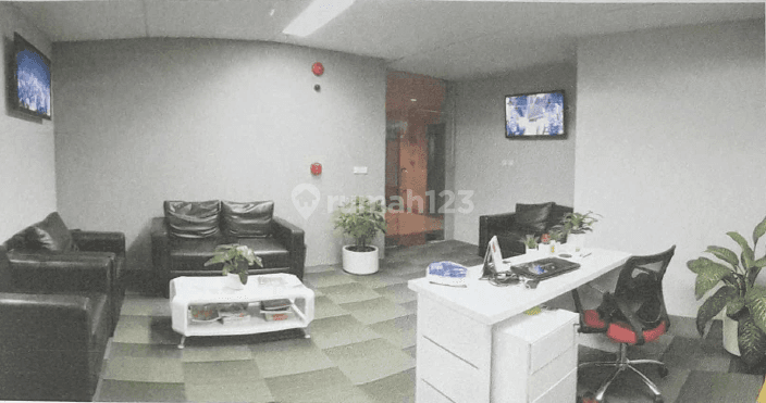 Disewakan Ruang Kantor Fully Furnished di Thamrin 1