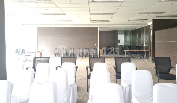 Disewakan Ruangan Kantor Semi Furnished di Scbd, Jakarta