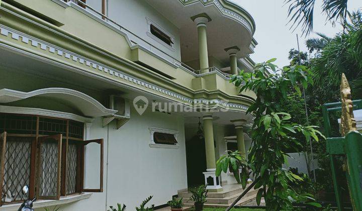 Rumah Mewah Duren Sawit Jakarta Timur Dalam Komplek Bebas Banjir 1