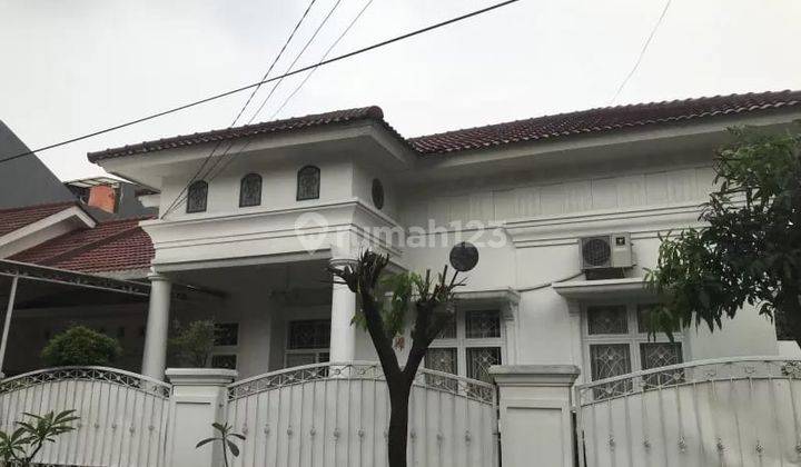 Dijual Rumah Terawat Siap Huni Lokasi Strategis di Galaxy  1