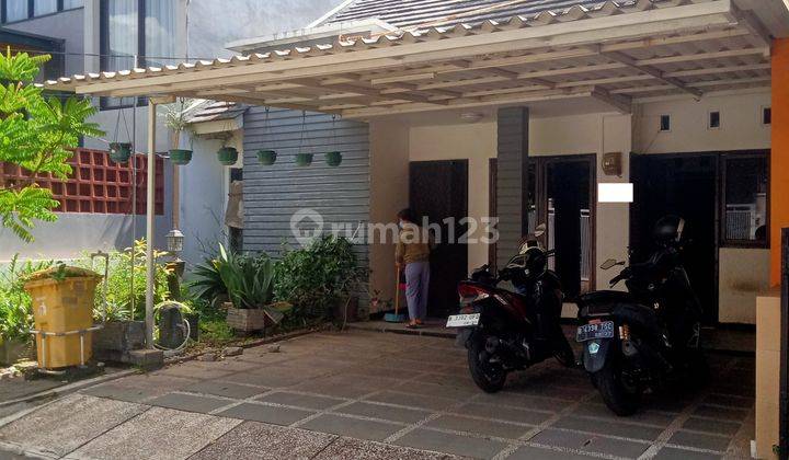 Rumah Kontrakan Terenovasi Semi Furnished Jatiwaringin, Bekasi 1