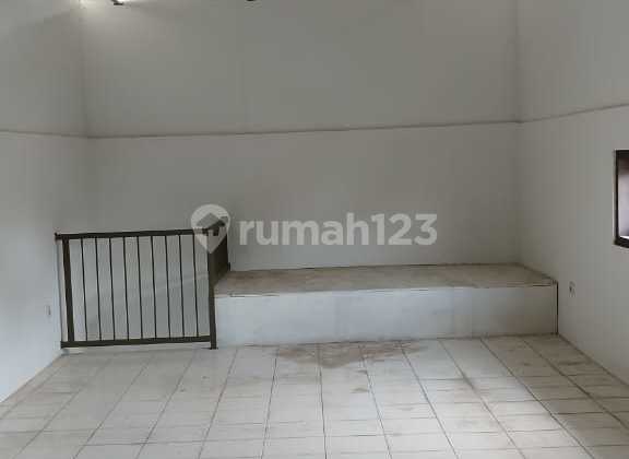 Ready-to-Use Minimalist House in Dian Permai, 10 Minutes from Pasir Koja for Rent 2