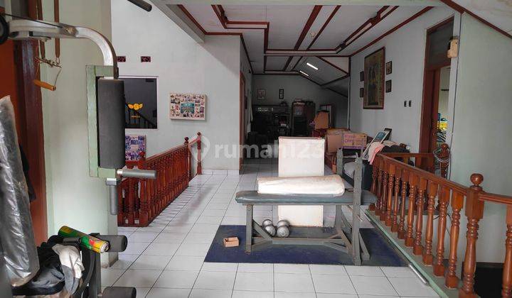 Rumah Hitung Tanah  Di Margacinta Dijual Murah 1