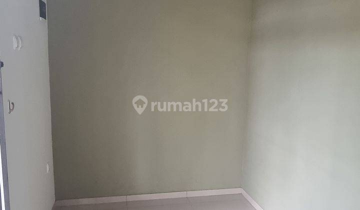 Rumah minimalis di taman holis indah 2  cepat 2