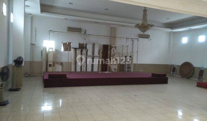 Gedung, gudang, tempat usaha plus rumah dikota dijual 2