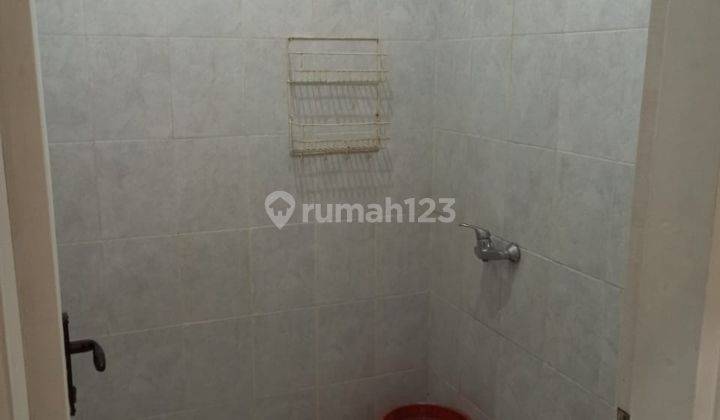 Rumah di kota baru parahiyangan  di kan