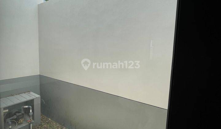 Rumah minimalis baru di podomoro  dijual cepat 2